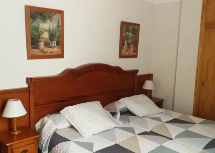 Edificio María Piña La Carihuela Calle Perros Apartamento *