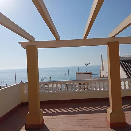 Edificio María Piña La Carihuela Calle Perros Apartamento