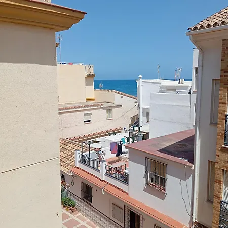 Edificio Maria Pina La Carihuela Calle Perros アパート *